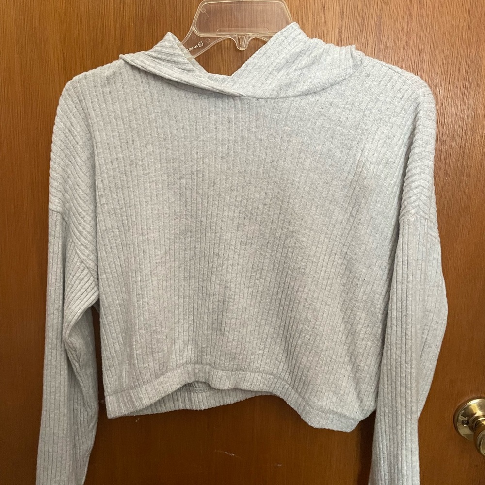 Gray Long Sleeve hoodie SZ:Medium